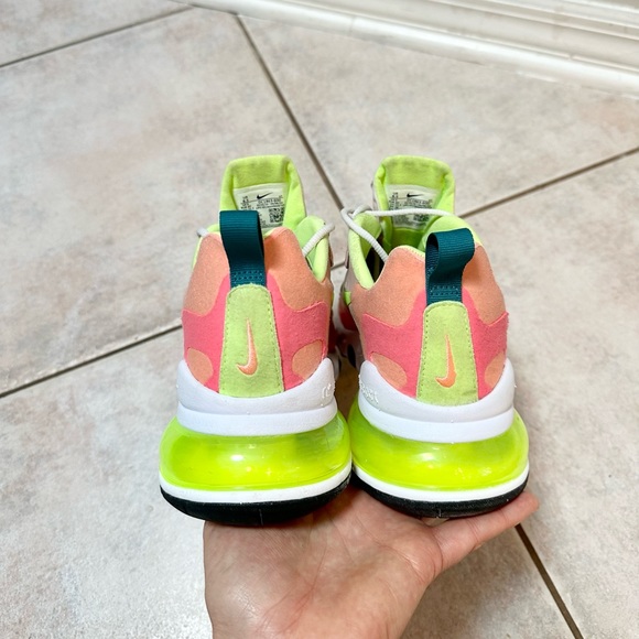 Nike Air Max 270 React - Picture 4 of 8
